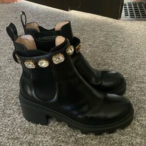 Gucci Chelsea Boots